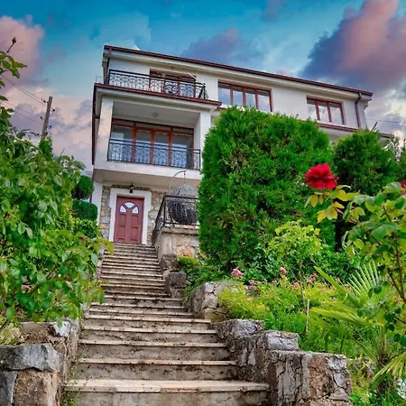 Casa Farmak Lägenhet Ohrid Exteriör bild