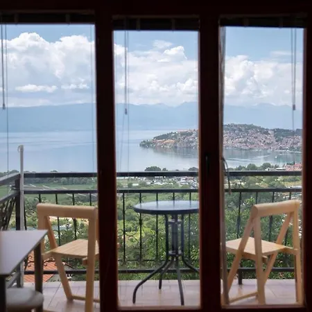Casa Farmak Lägenhet Ohrid Exteriör bild