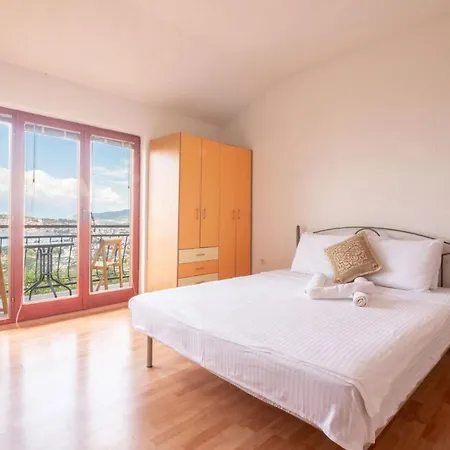 Casa Farmak Lägenhet Ohrid Exteriör bild