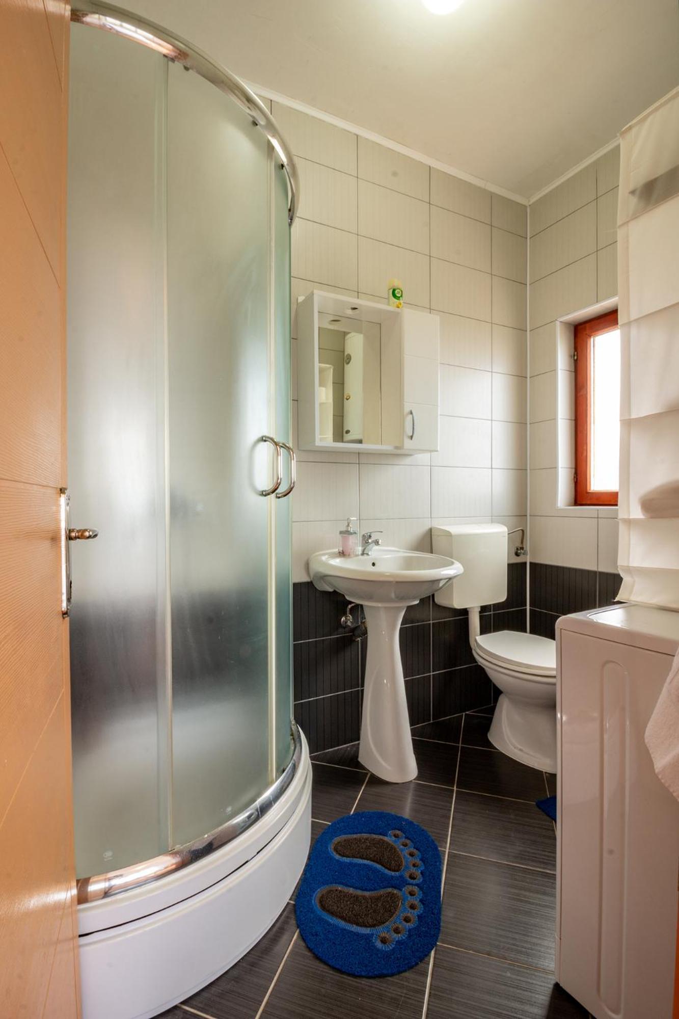 Lägenhet Casa Farmak
